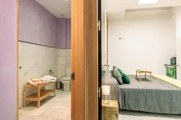 Bed & Breakfast Sentencia 3*